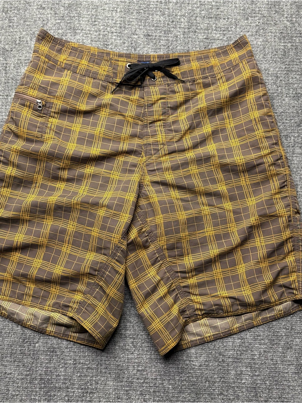 Patagonia Shorts Mens 33 Brown Check Wavefarer Boardshorts Swim Nylon Quick Dry
